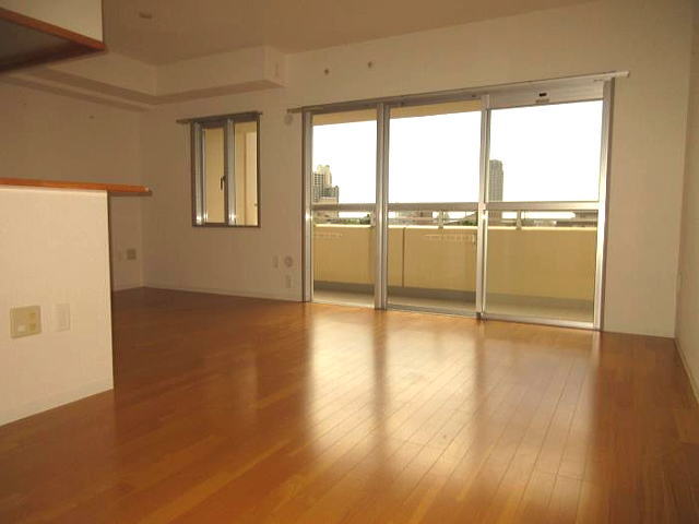 �yUR���݁zKOBE���{�|���r���O1