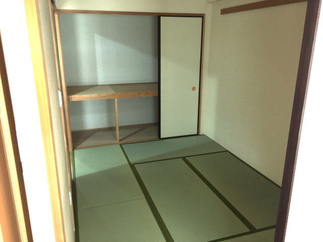 【特優賃】コーシャハイツ法円坂37号館−和室